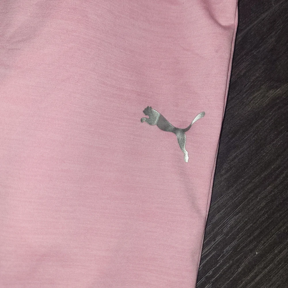 Girls Puma Outfit Set Size 8 Pink Leggings White Logo Tee Athletic - Picture 3 of 5